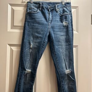 Blank NYC The Bond ripped skinny Jean.